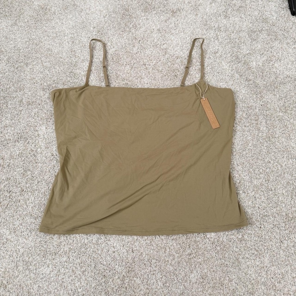 SKIMS Fits Everybody Khaki Cami Tank — Size 4X